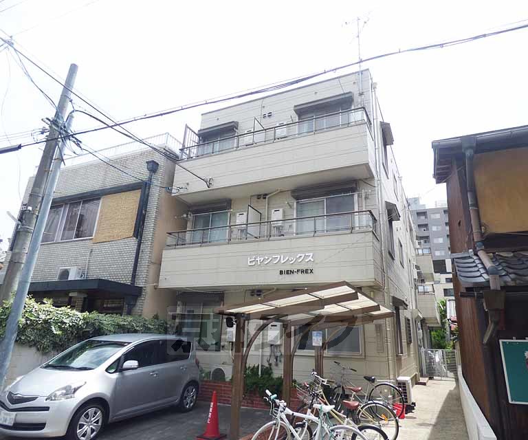 建物外観　綺麗な外観です