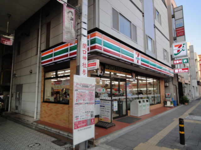 コンビニ　セブンイレブン南海堺駅店（コンビニ）まで102m