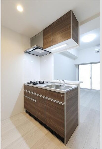 キッチン　建築中のためモデルルームのお写真になります。