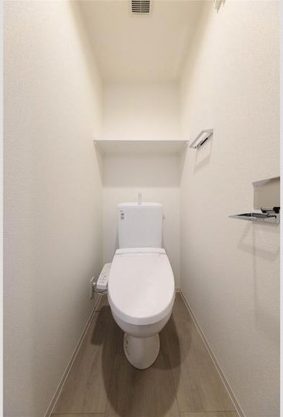 トイレ　建築中のためモデルルームのお写真になります。