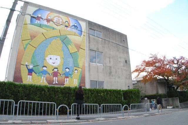 小学校　豊中市立少路小学校（小学校）まで772m