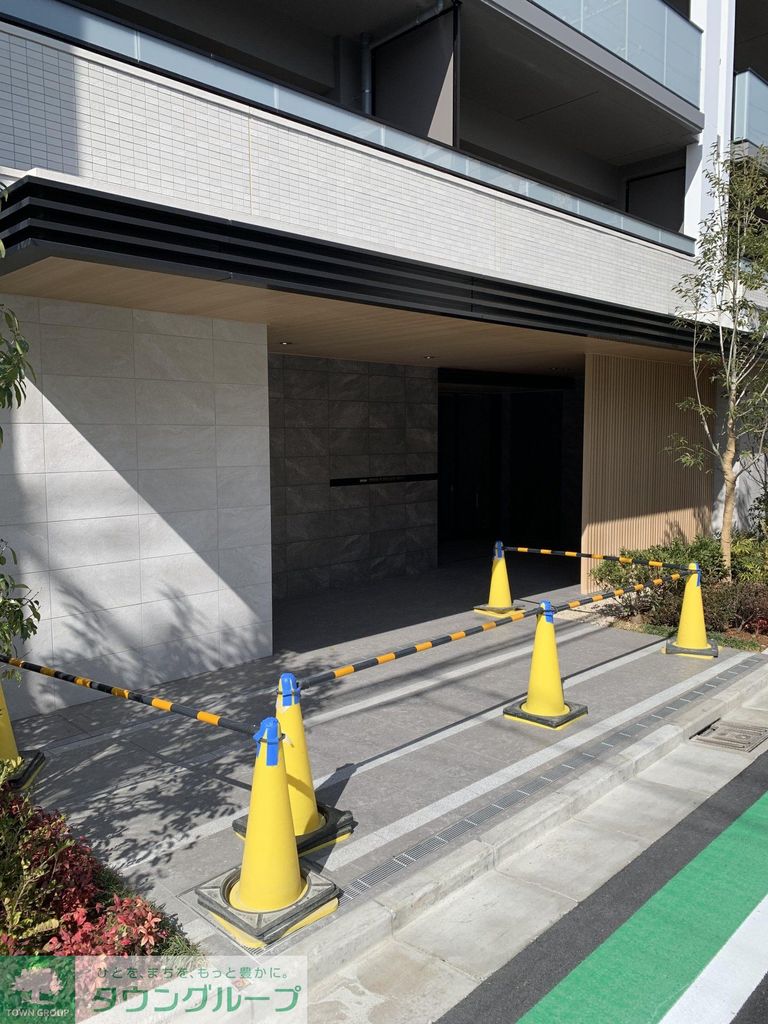 エントランス　エントランス