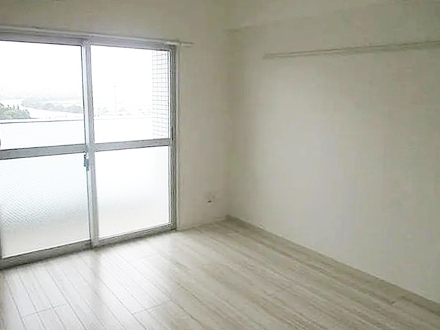 居室・リビング　開放感のあるゆったりとしたお部屋です♪