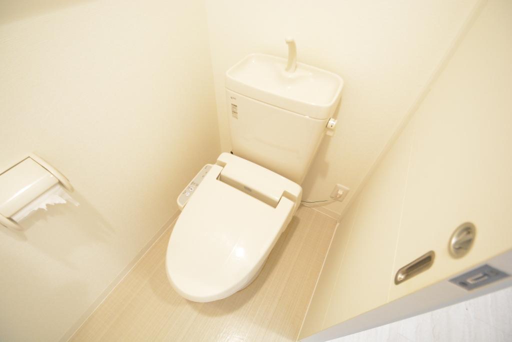 トイレ　シャワー付トイレ