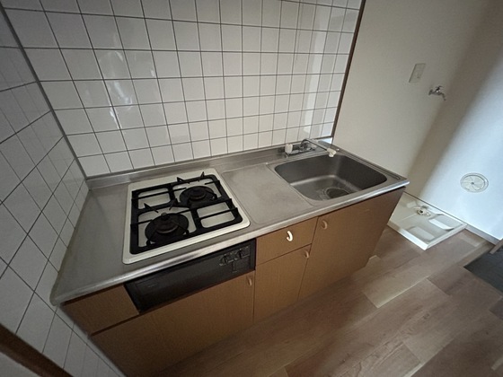 キッチン　※別部屋の写真です