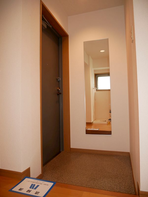 玄関　ゆったりとした玄関です