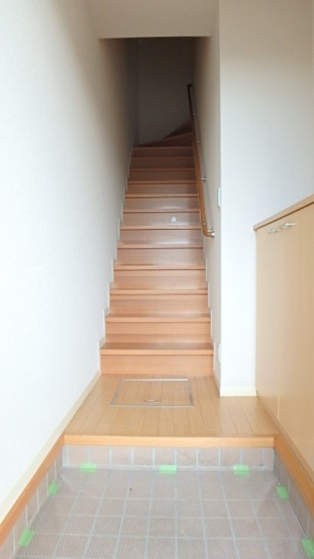 玄関　図面と現状に相違がある場合には現状を優先