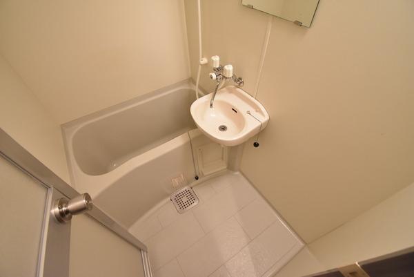 バス・シャワールーム　※同物件別室※