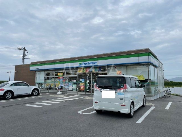 コンビニ　ファミリーマート安城藤井店（コンビニ）まで925m