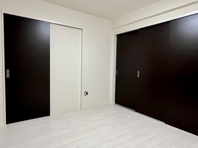 玄関　※別室の参考写真の為、現況優先です。