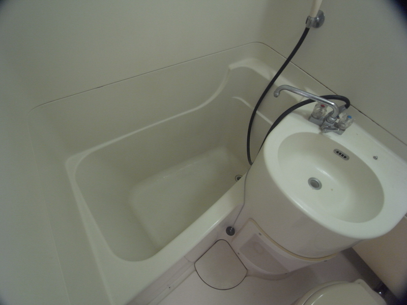 バス・シャワールーム　洋室