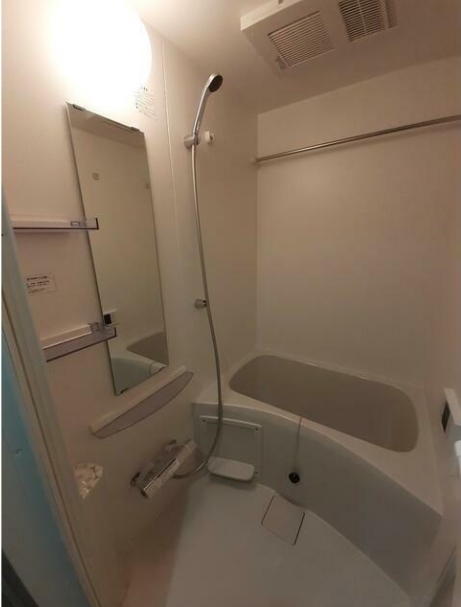 バス・シャワールーム　お風呂です