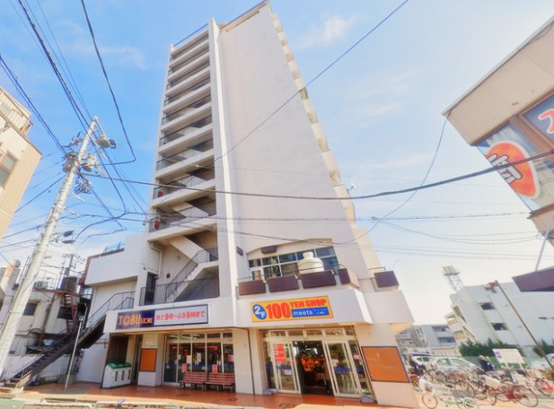 スーパー　東武ストア 大師前店（スーパー）まで897m