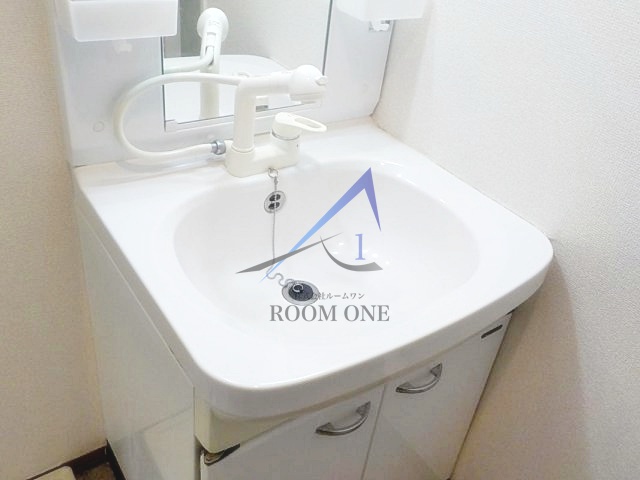 洗面設備　洗面台です。
