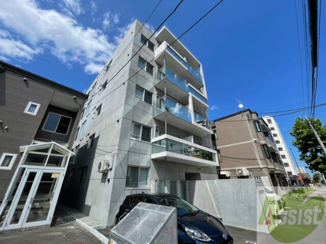 建物外観　札幌市北区北十九条西「ポプラ館北大前」