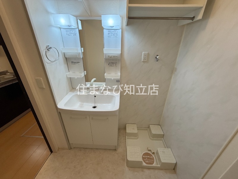 洗面設備　同型別部屋写真