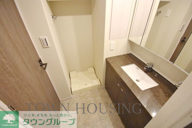 洗面設備　お部屋探しは株式会社　タウンハウジング　までお気軽にお問合…