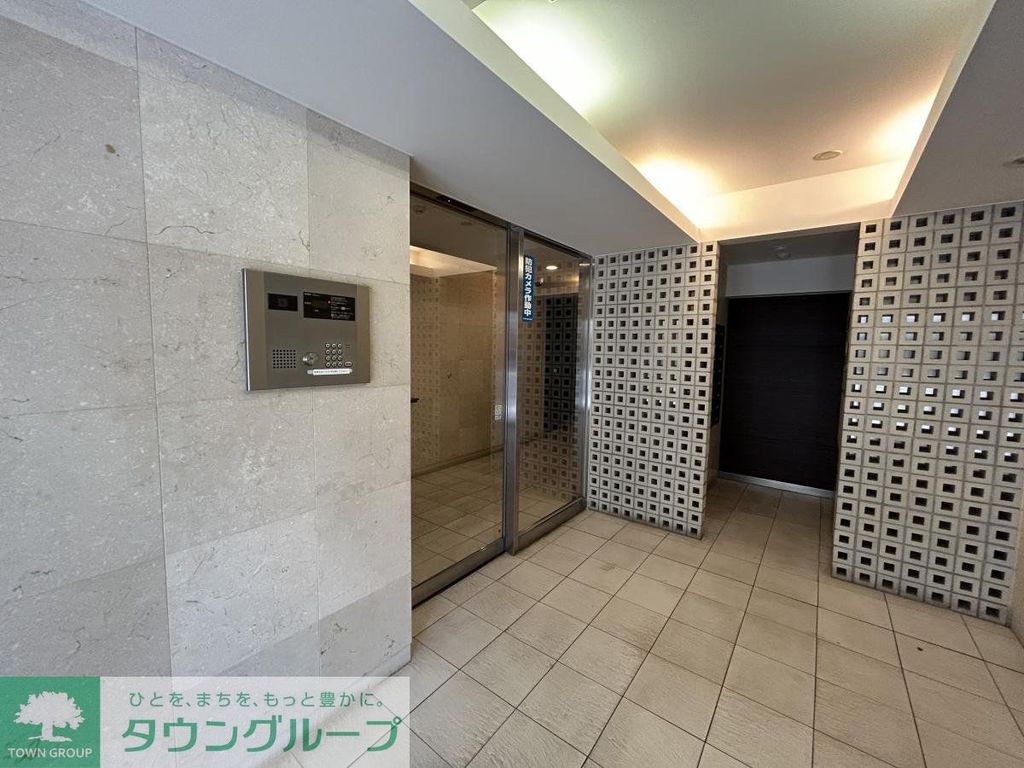 エントランス　エントランス