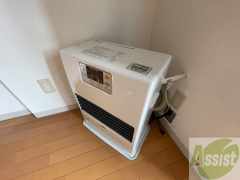 その他設備　灯油暖房です。札幌の寒い冬もこれで大丈夫！