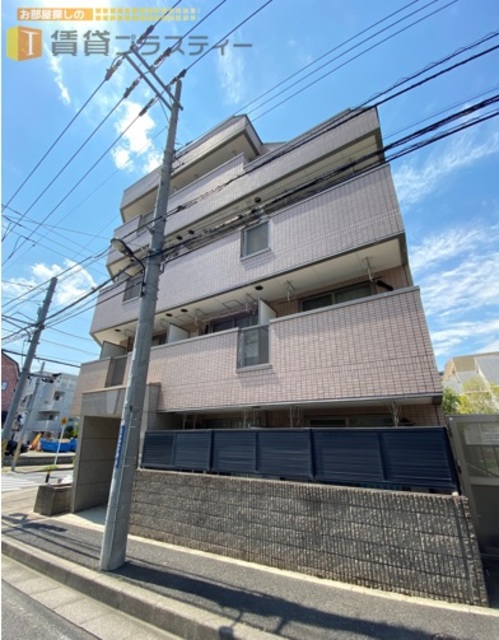 建物外観　ネーミングに負けない日当たりがあります。