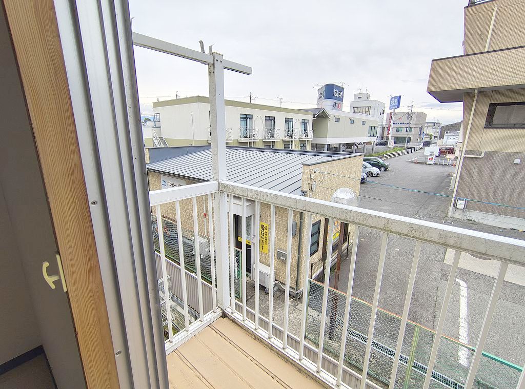 バルコニー　南向きバルコニー