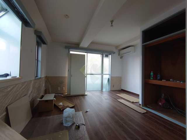 居室・リビング　プラムロックハイツ