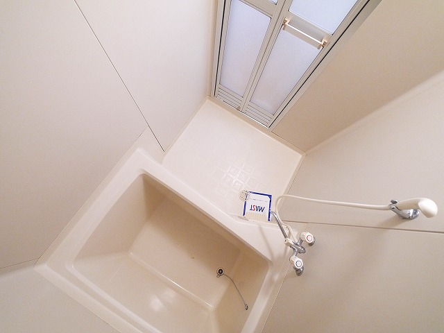 バス・シャワールーム　きれいなお風呂です