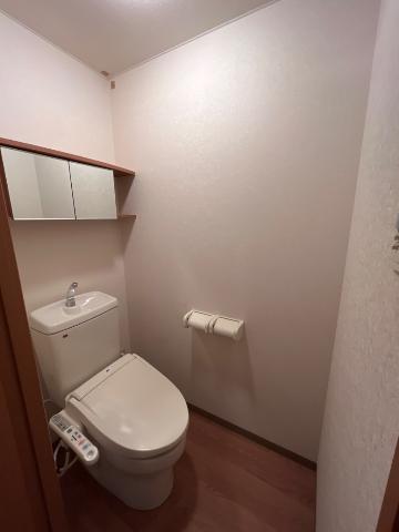 トイレ　シャワー付トイレ