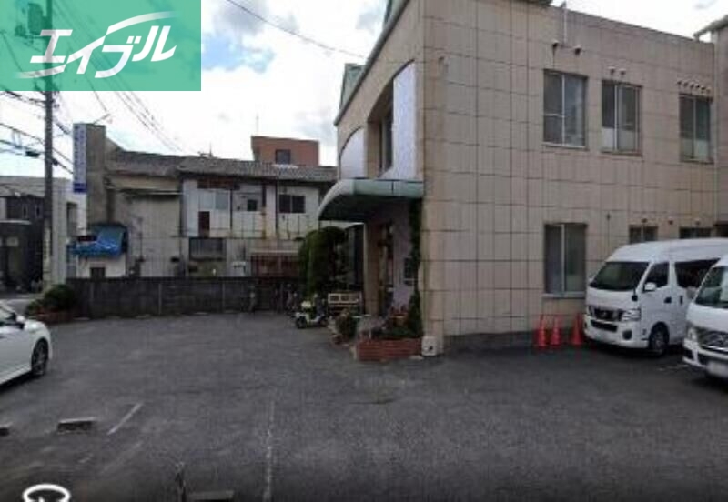 病院　岡田内科（病院）まで108m