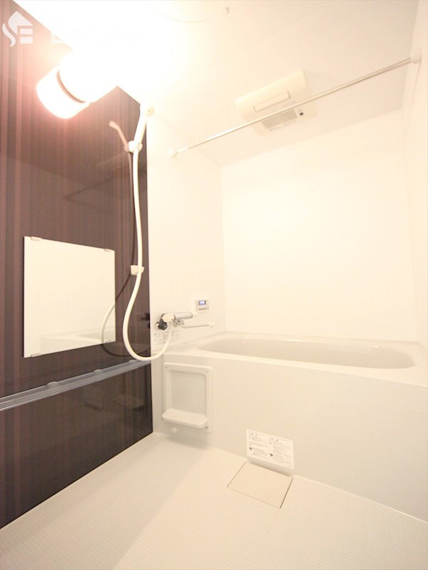 バス・シャワールーム　バスルーム