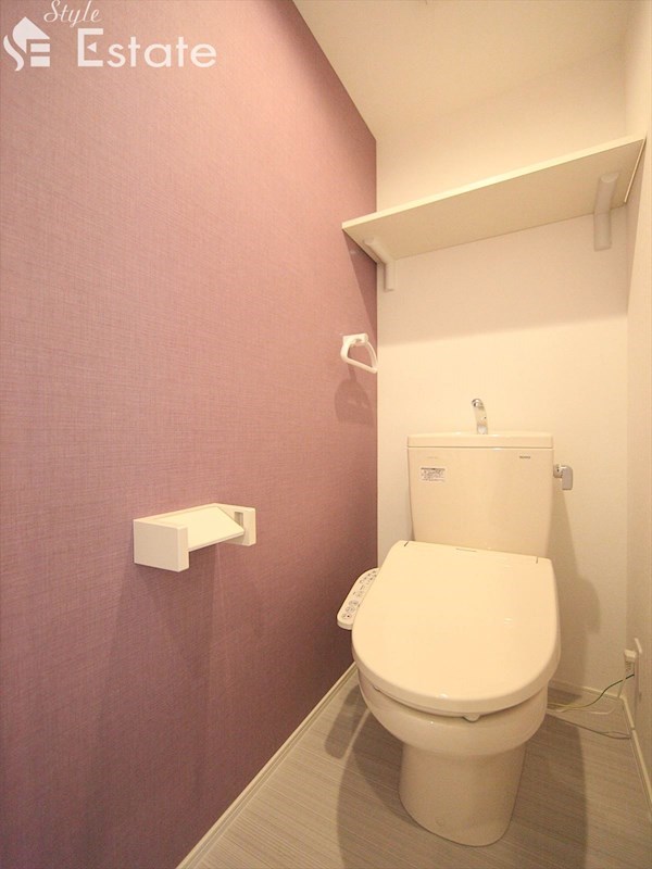 トイレ　温水洗浄便座トイレ