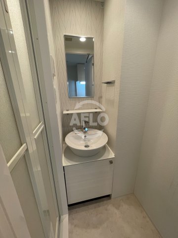 洗面設備　エスリード中之島ザ・コア　独立洗面所