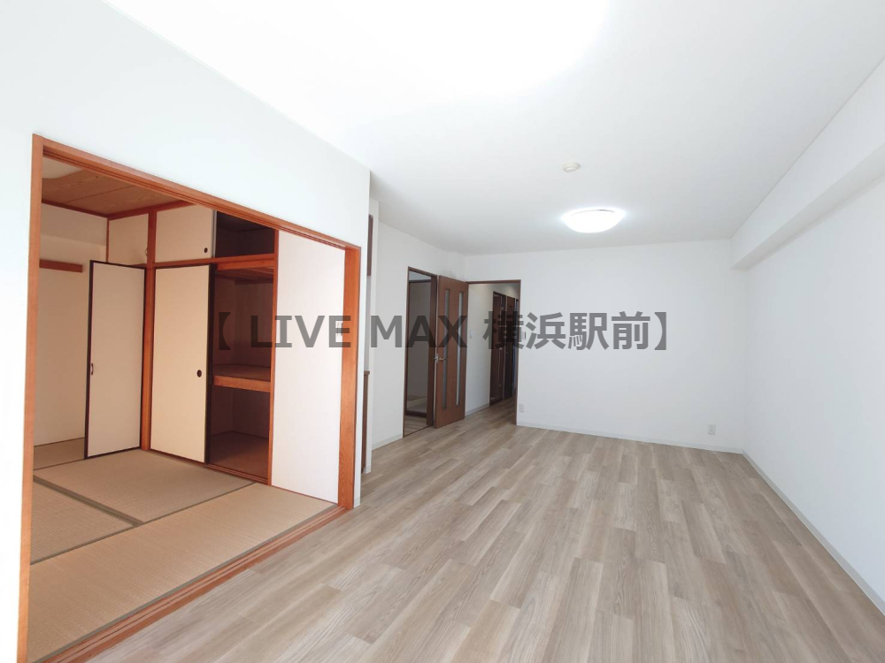 居室・リビング　実際は反転のお部屋です。