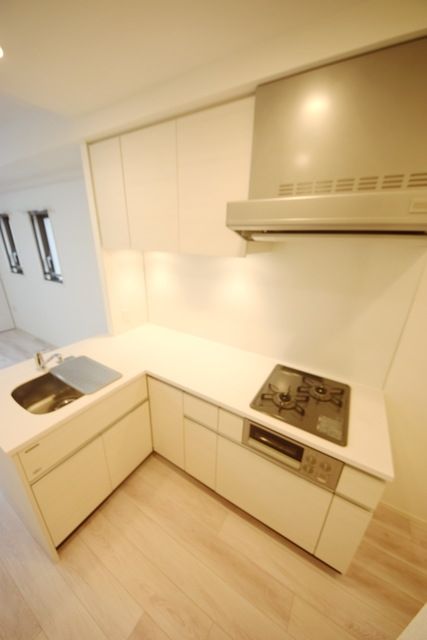 キッチン　写真は同タイプ住居です。