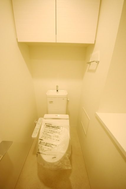 トイレ　写真は同タイプ住居です。