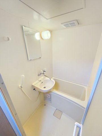 バス・シャワールーム　参考イメージ写真。