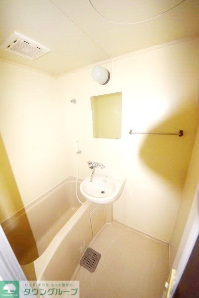 バス・シャワールーム　バス