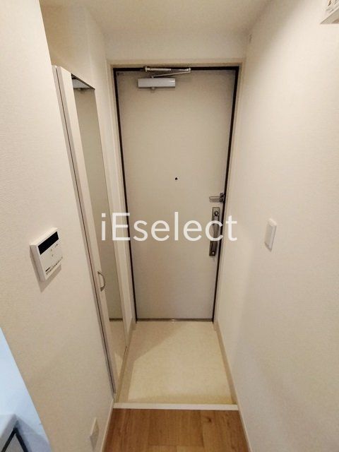 玄関　イメージパース