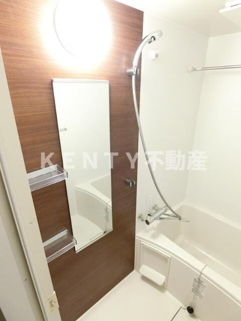 バス・シャワールーム　ゆったり過ごせるお風呂です