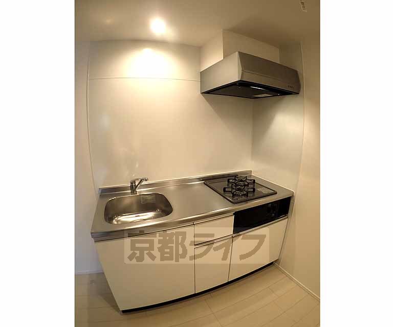 キッチン　綺麗なシステムキッチンです