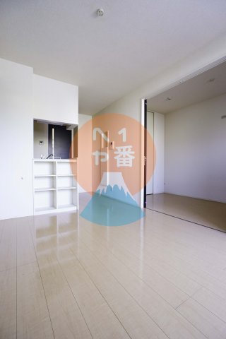 その他部屋・スペース　ネット無料。フローリングです　※参考写真です