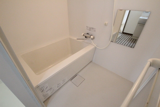 バス・シャワールーム　※別号室の写真です。