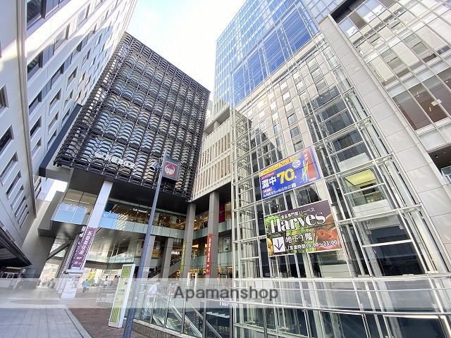 ショッピングセンター　上本町YUFURA（ショッピングセンター）まで170m