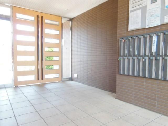 エントランス　★お部屋探しは株式会社タウンハウジング東京まで★