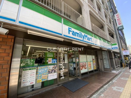 コンビニ　ファミリーマート 文京小石川二丁目店（コンビニ）まで228m