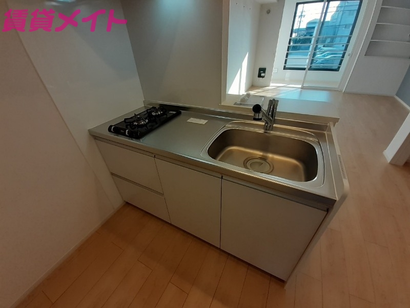 キッチン　同型参考写真