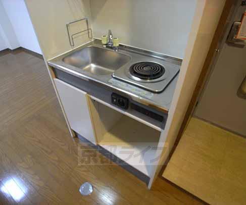 キッチン　コンロです。ＩＨコンロの部屋もあります。