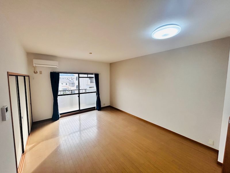 居室・リビング　※同タイプの間取りの写真です。現状を優先します。