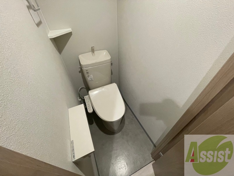 トイレ　こちらはトイレです。清潔感があり、安心して使用できます。