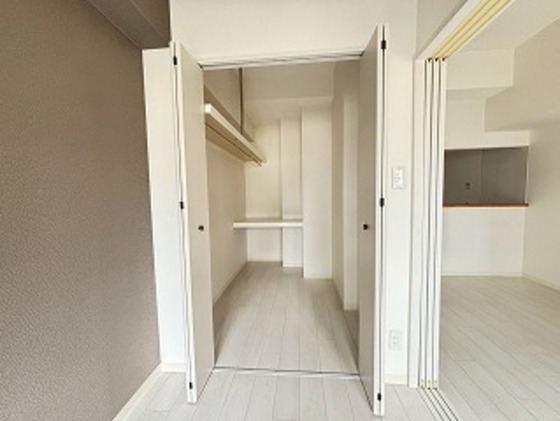収納　※別部屋の写真です